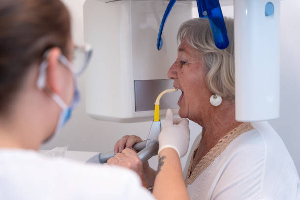 Best Emergency Gum Treatment in Mascotte, FL